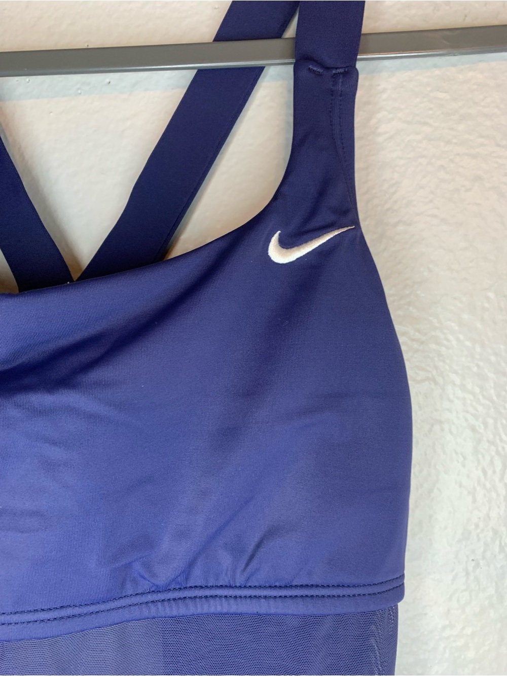 Nike Women’s Navy Blue Mesh V Back One Piece Swimsuit. Size L - Picture 5 of 13